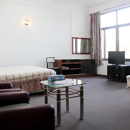 Hotel Windsor Rangum Exterior foto