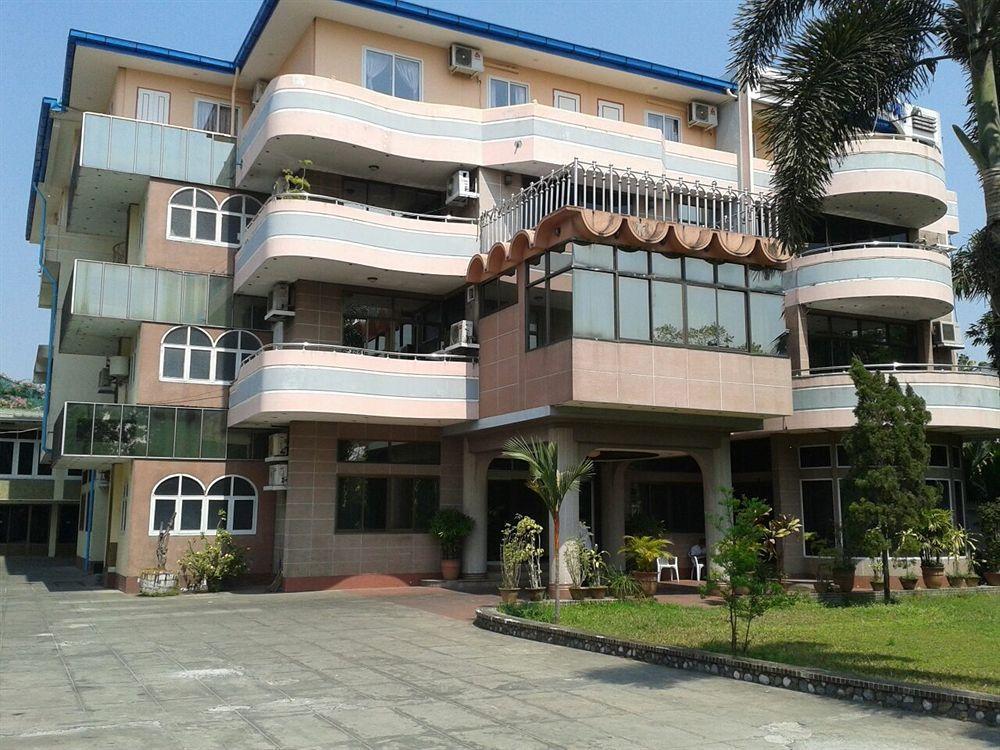 Hotel Windsor Rangum Exterior foto